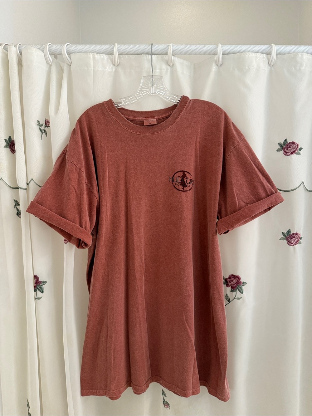 Maui Vintage (80s) Hula Girl Hot Sauce Washed Red Graphic Tee